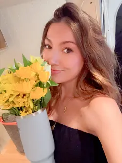 Eva Sky VIP